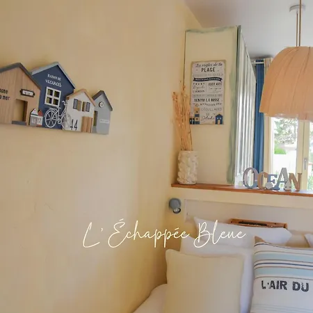 Prázdninový dům L'echappee Bleue, Maison 4pers A 200m De La Pour Et Travail *
