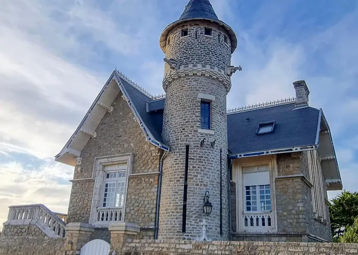 L'echappee Bleue, Maison En Bord De Pour Et Travail Nyaraló